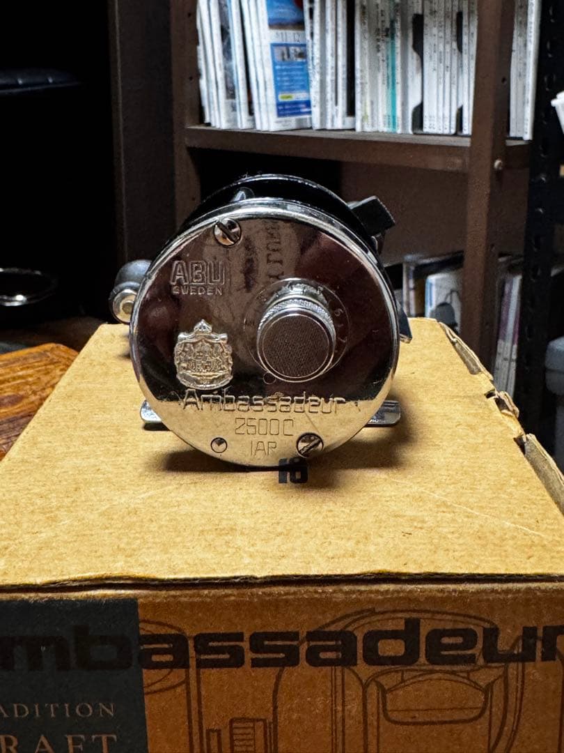 ま*さ様 ABU ambassadeur 2500c IAR chrome