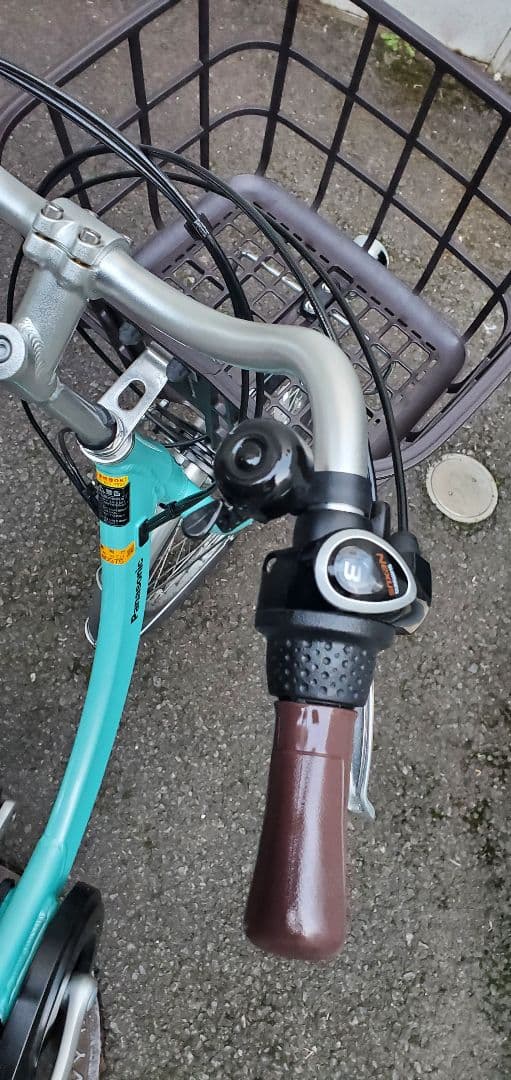 電動アシスト自転車Vivi SL20 20インチミント前カゴ付 保証書あり 美品