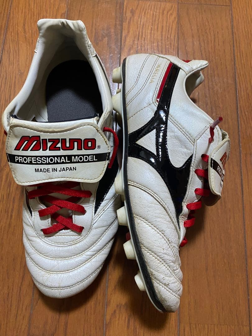 シューズ Mizuno Morelia 2 & Adidas copa gloro