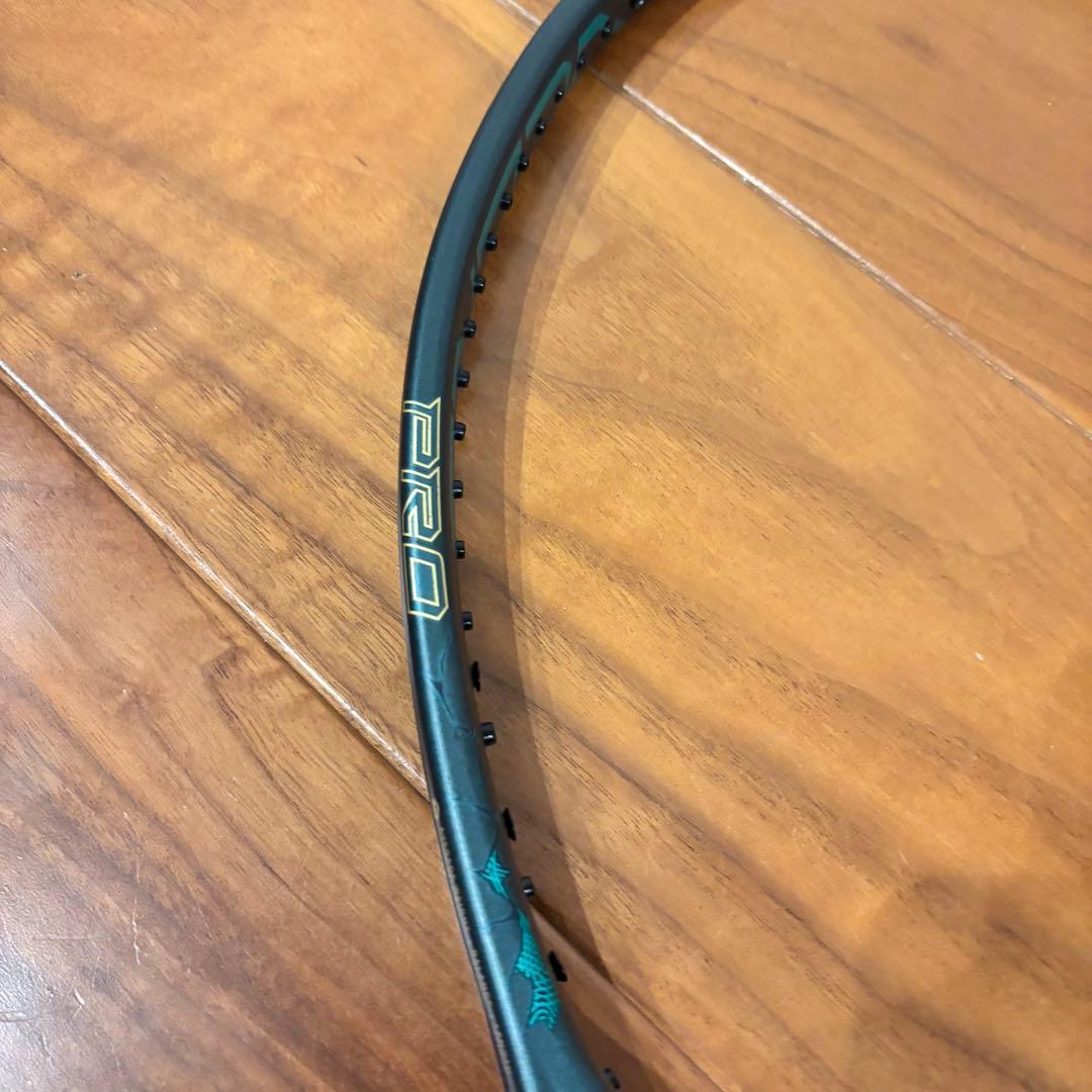 美品　日本未発売モデル　YONEX VCORE 97 PRO HD G2