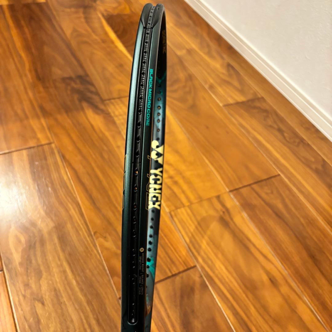 美品　日本未発売モデル　YONEX VCORE 97 PRO HD G2
