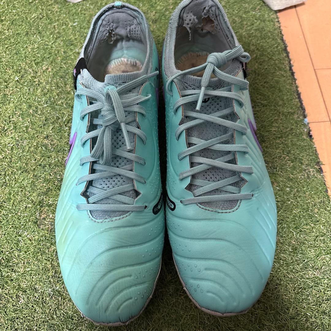 NIKEティエンポレジェンド10