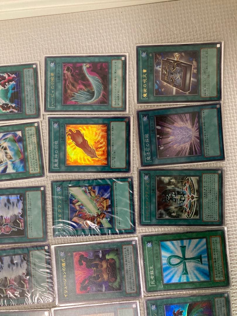 遊戯王OCG トレーディングカード 罠カード・魔法カード　47枚セット