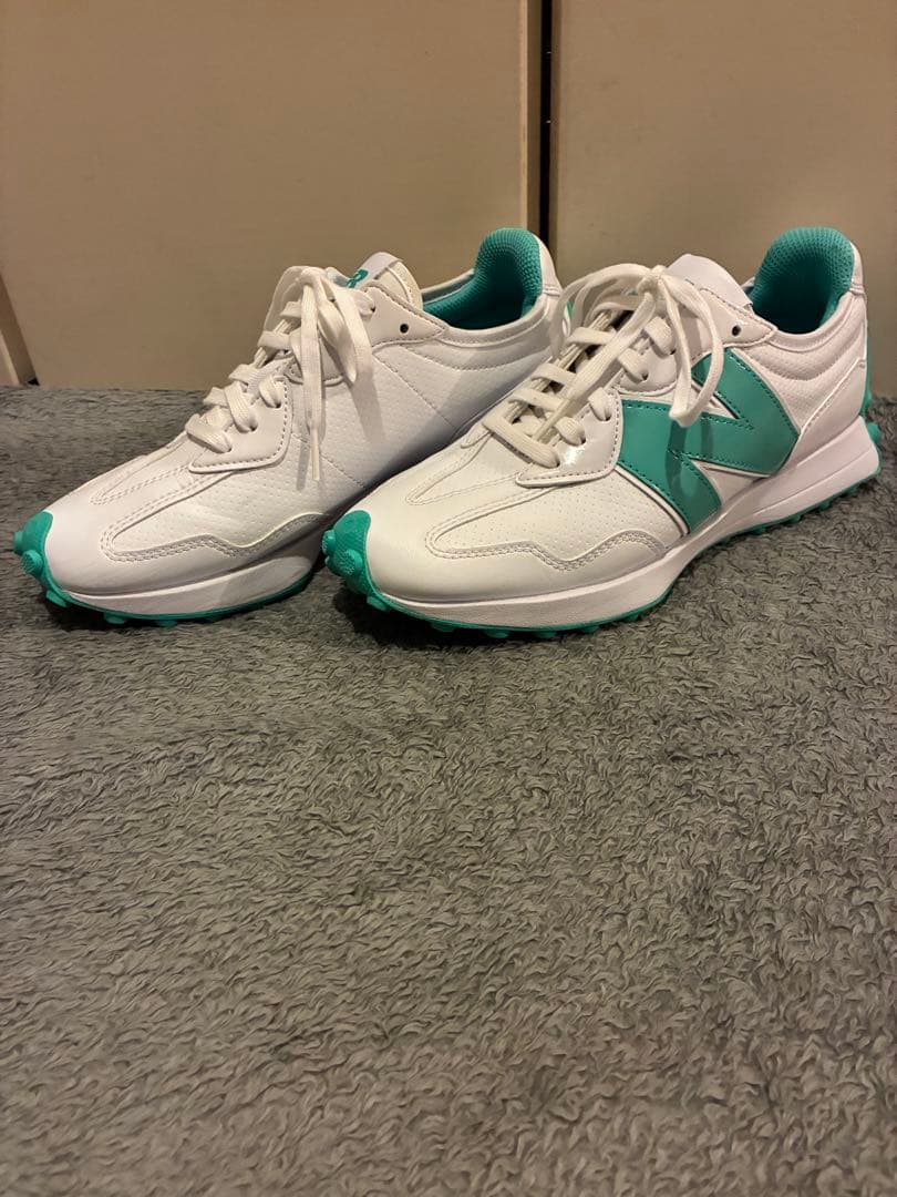 美品NEW BALANCE WGS327 ゴルフシューズ シロ 白 23