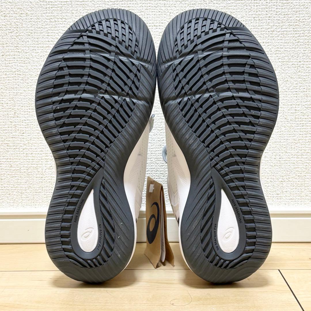 asics ジュニア バスケットシューズ NOVA SURGE 3 GS 未使用