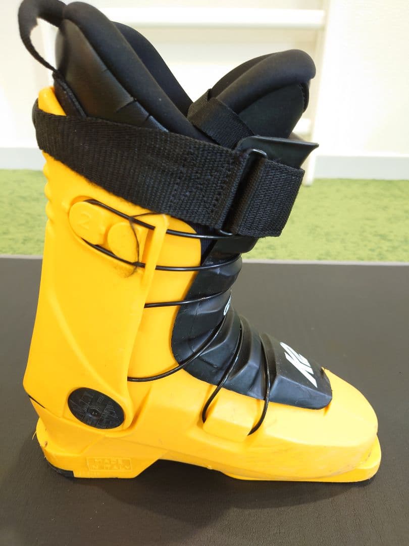 K2 evolver スキー用ブーツ フレックス70 イエロー　24.5cm