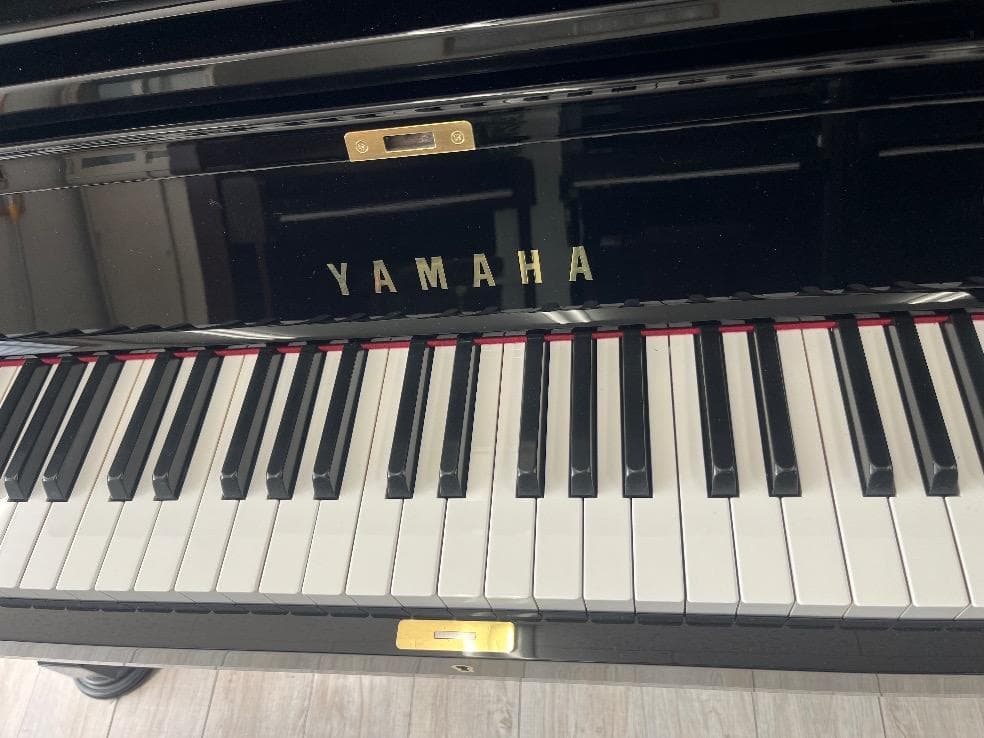 ★76412【アップライトピアノ】YAMAHA　UX50Bl