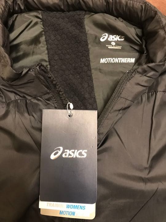 asics トレーニング ウインド ジャケット新品Mサイズお値下げ