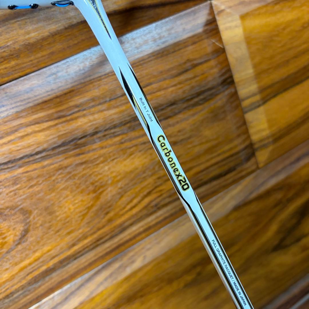 ヨネックス YONEX カーボネックス 20 CARBONEX20 超美品