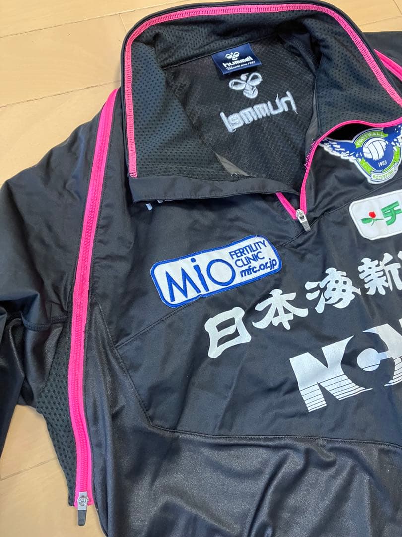 ガイナーレ鳥取　選手着用トレーニングウェア 上下セット