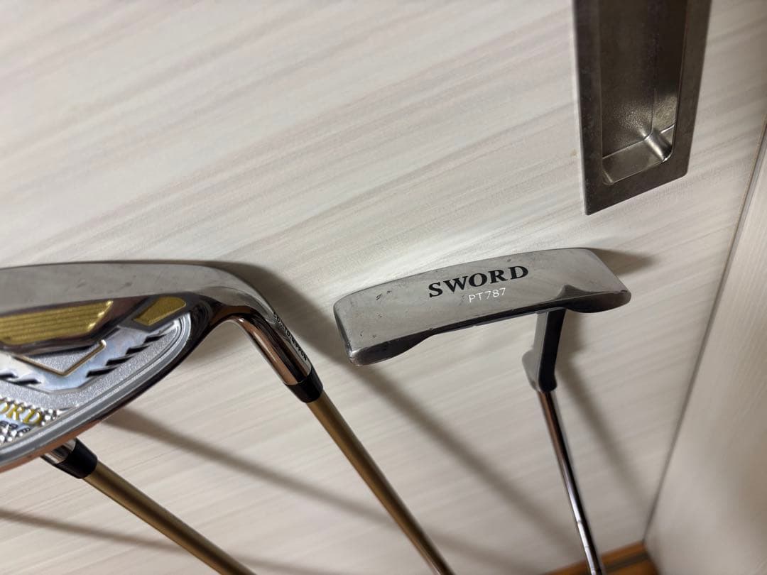 カタナゴルフ　SWORD ドライバー　アイアン9〜6番　パターセット