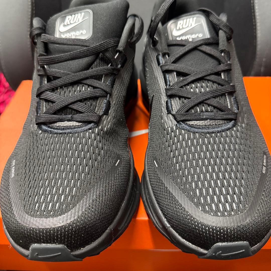 NIKE VOMERO18 ナイキ ボメロ18 ブラック 29cm