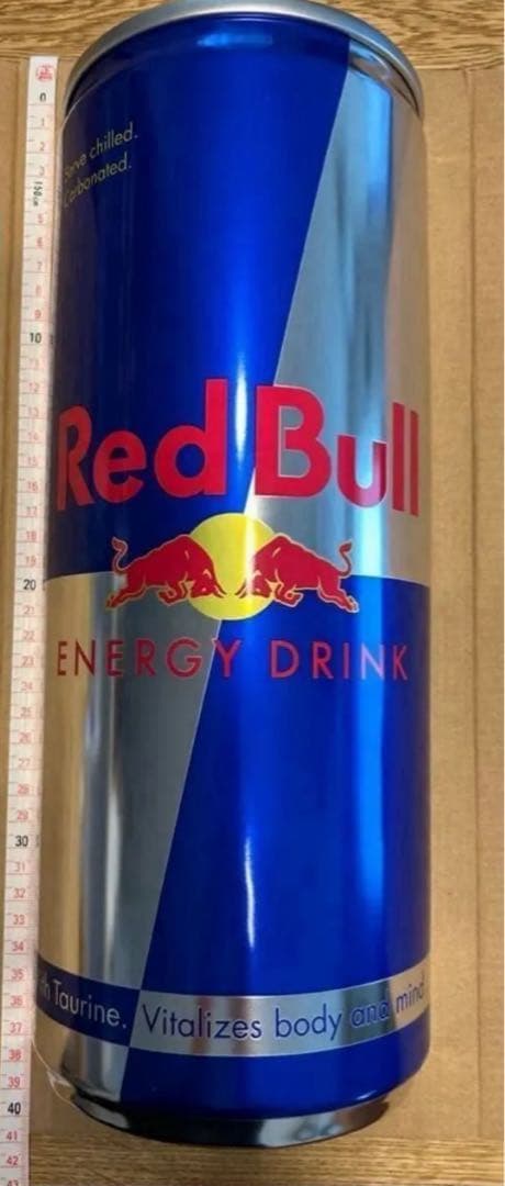 Red Bull！ 非売品！『新品』『壁掛けエナジードリンク缶型オブジェ』