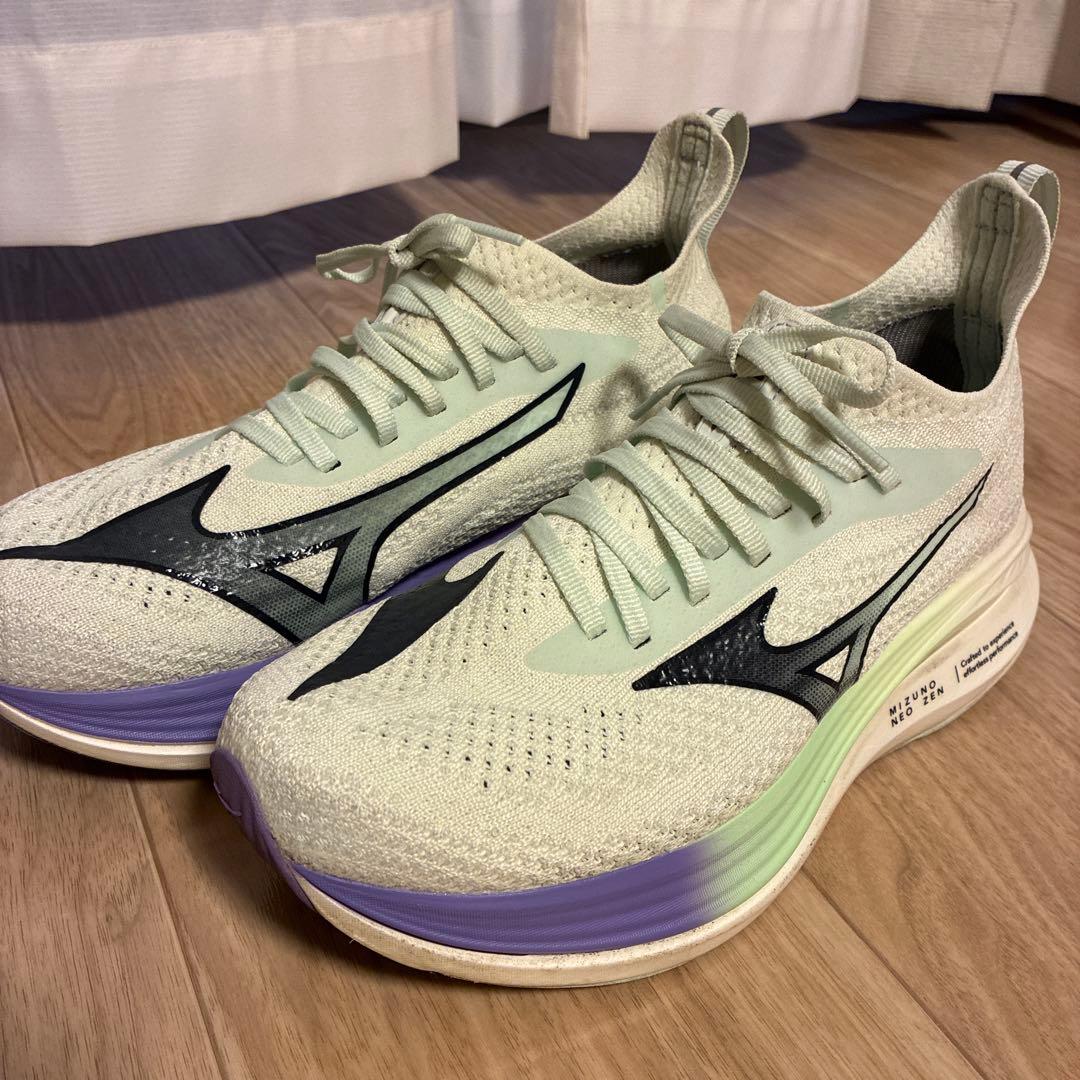 【みゆきち】Mizuno Neo Zen ランニングシューズ ホワイト