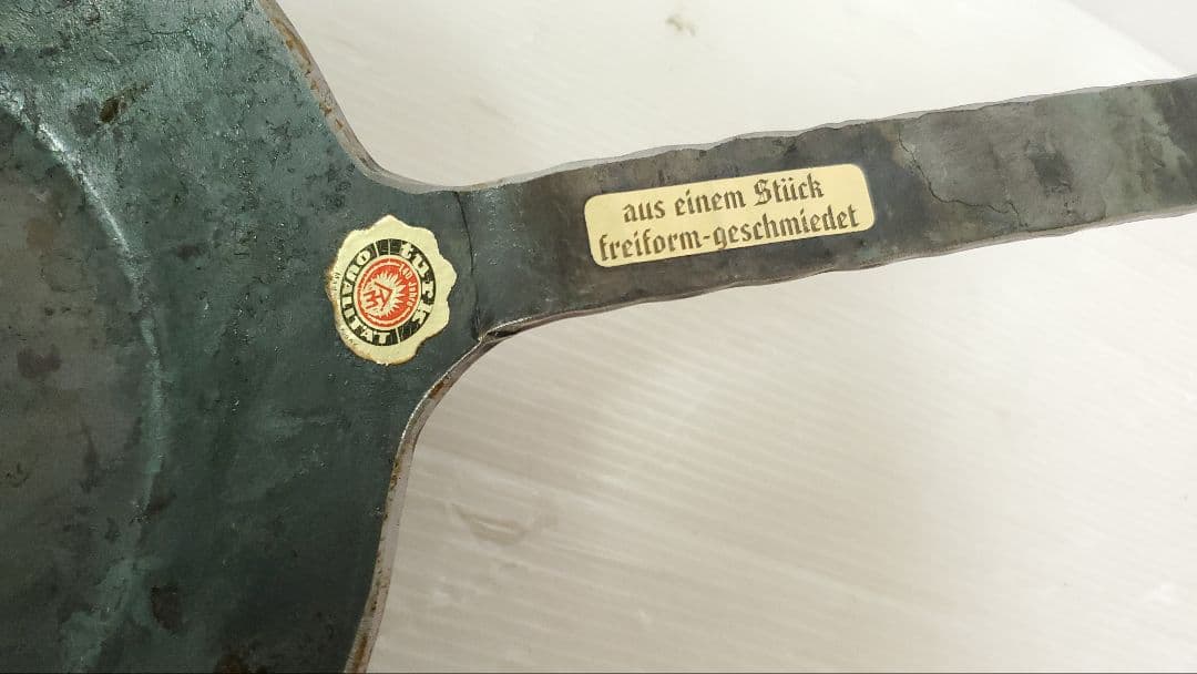 TURK ターク フライパン 鉄 20cm ケース付 BALLISTICS