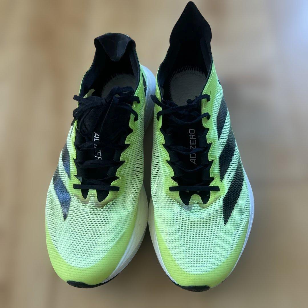 28CM。ADIZERO BOSTON 12 ランニングシューズ 蛍光イエロー