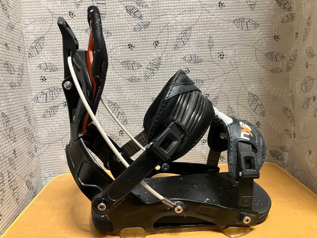 ラスト。Flow NX2-at ビンディング Lサイズ　オレンジ
