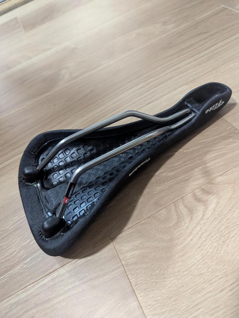 ム*チ様 【未使用 】Selle Italia Flite 1990 Woven