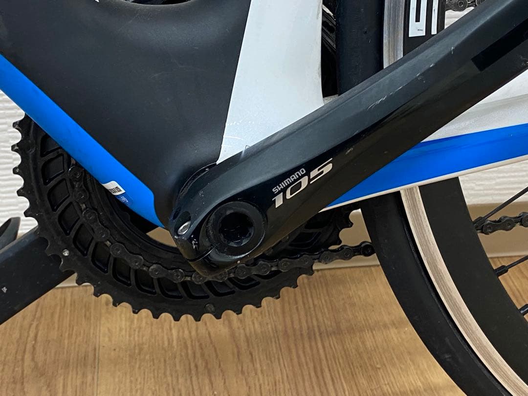 Giant カーボンロードバイク Campagnoloホイール
