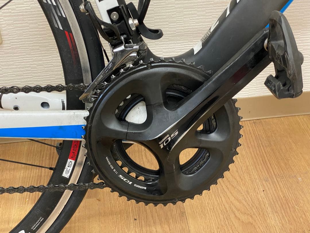 Giant カーボンロードバイク Campagnoloホイール