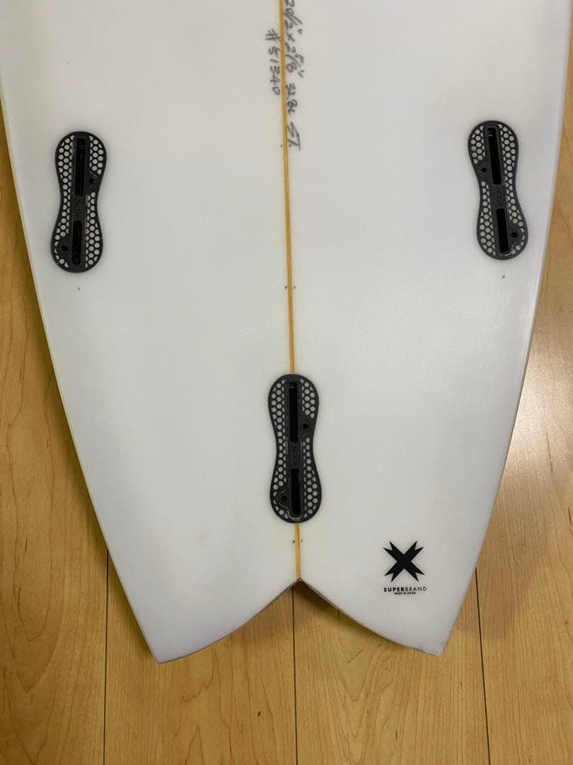 Super brand ショートボード 5'7\" シリアルトライ
