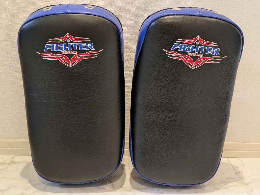 FIGHTER キックミット 未使用品