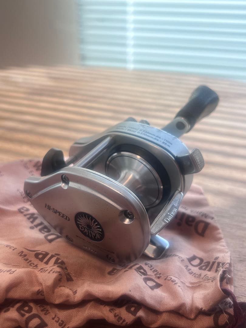 Daiwa PHANTOM ST-10 ベイトリール