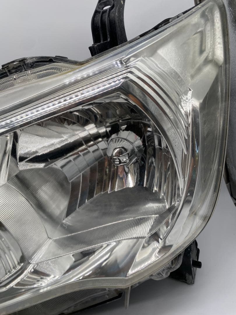 日産 セレナ C26 前期 純正 HID ヘッドライト 左右セット