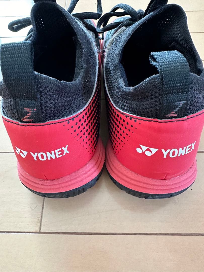 YONEXバドミントンシューズ23・5センチ