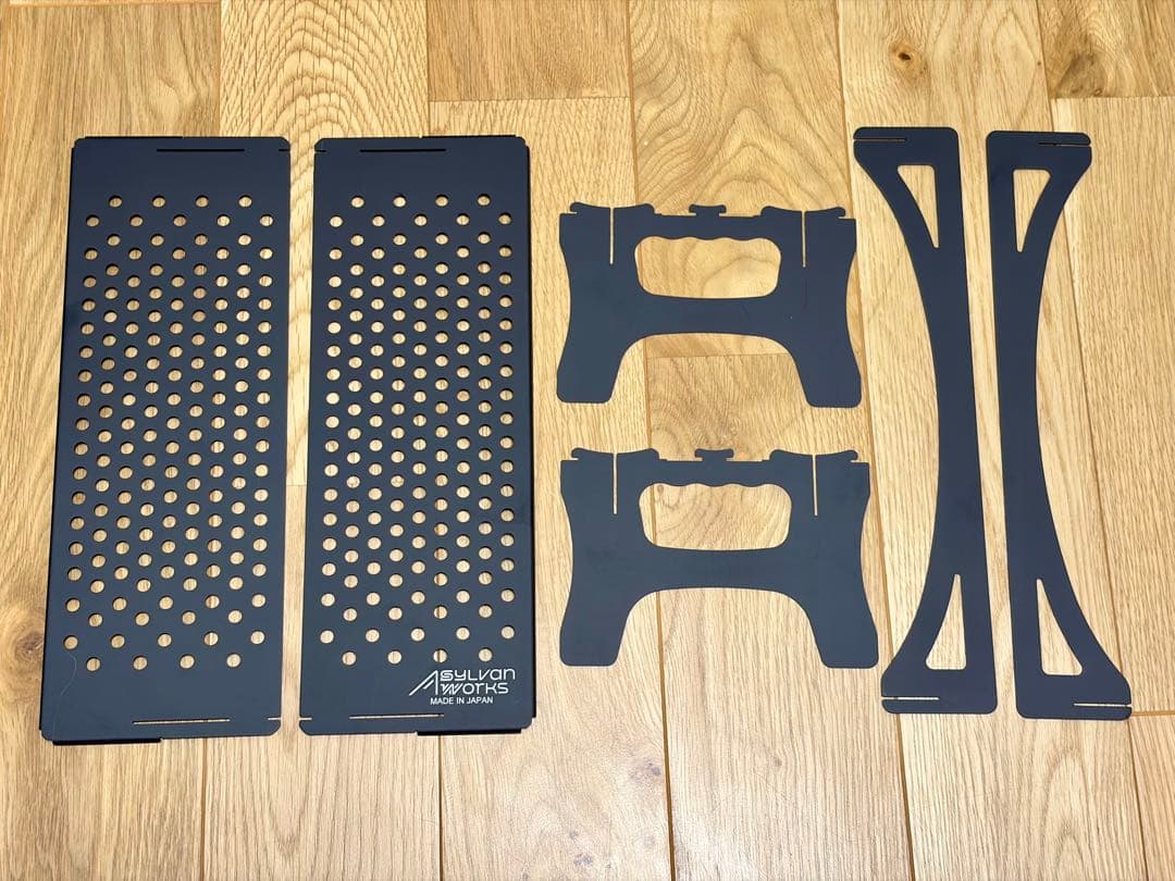 MKS Sylvan Works Solow Table 黒 軽量小型 テーブル