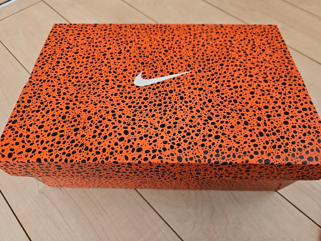 美品　ZOOMX インヴィンシブルラン3　パリオリンピックカラー　27.5