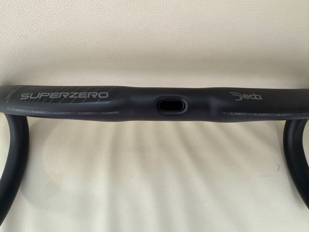 DEDA SUPERZERO ハンドルバー 400mm
