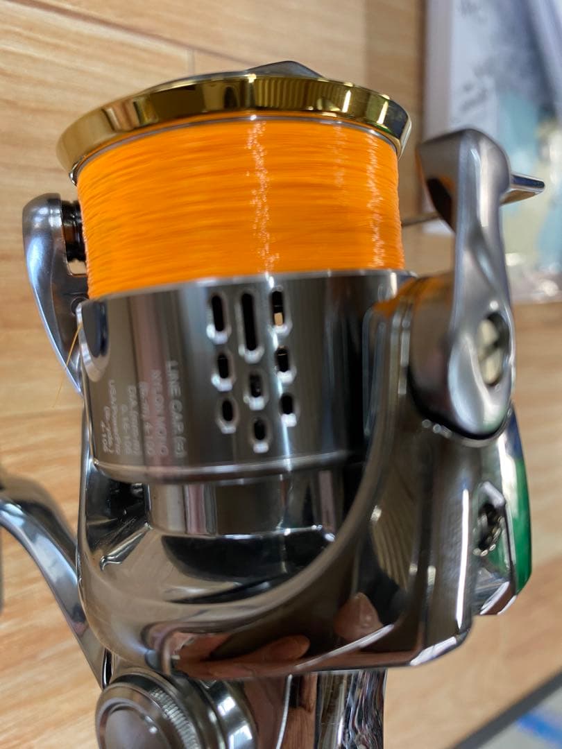 SHIMANO 18ステラC2000S