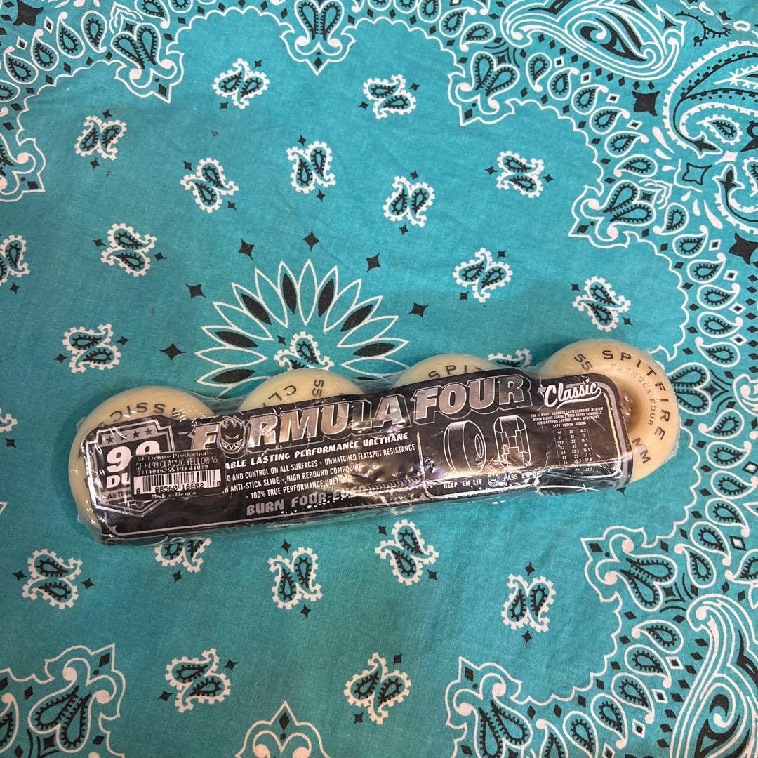 SPITFIRE FORMULA FOUR 99A クラシック55mm