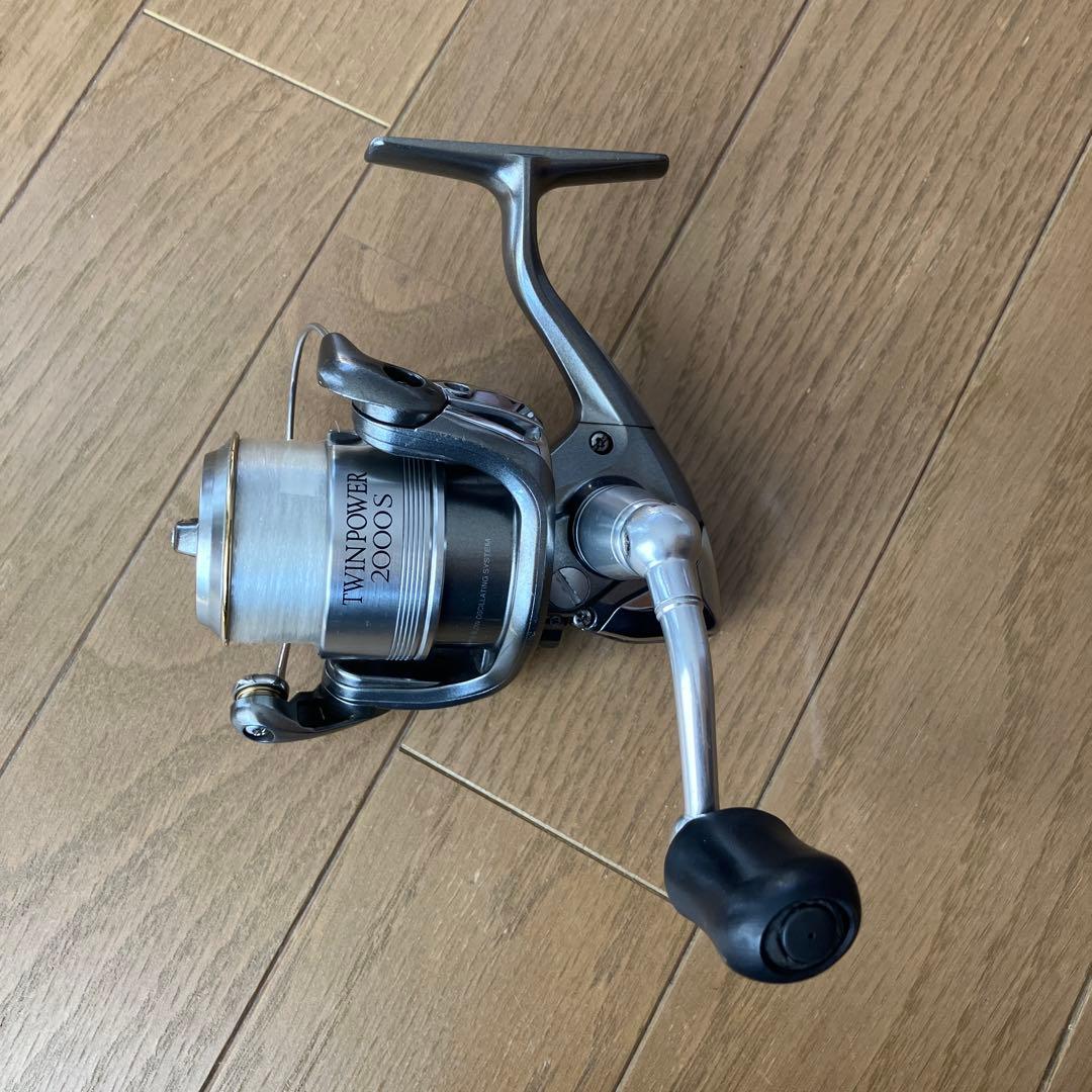 ヒロ　TWIN POWER 2000S スピニングリール