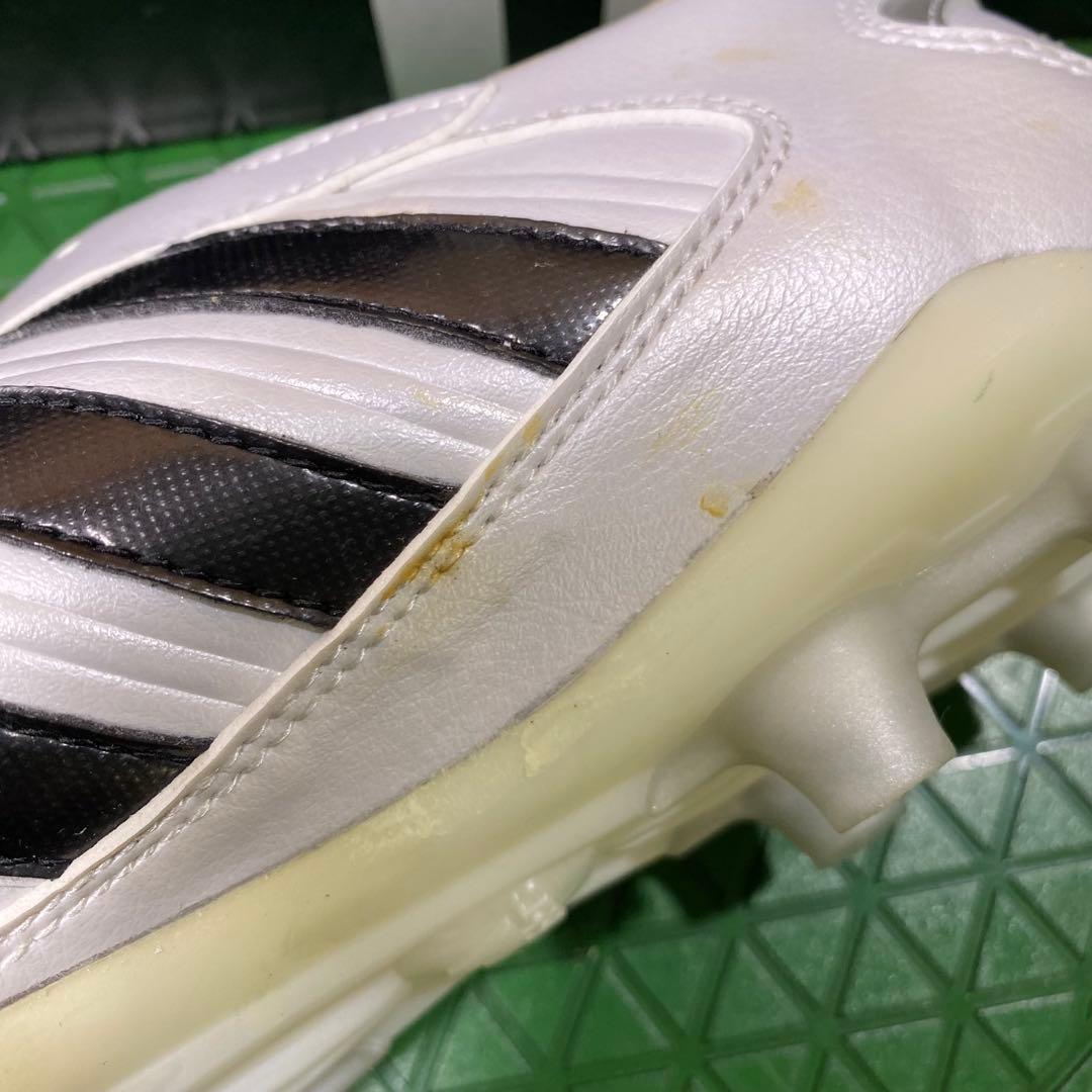 【訳あり】adidas サッカーシューズ ホワイト/ブラック 25.0cm