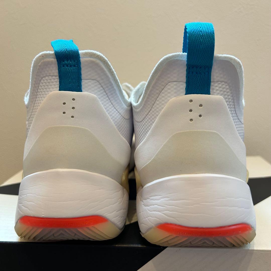 【希少】Nike Jordan Luka 1 \"Neo Turquoise\"