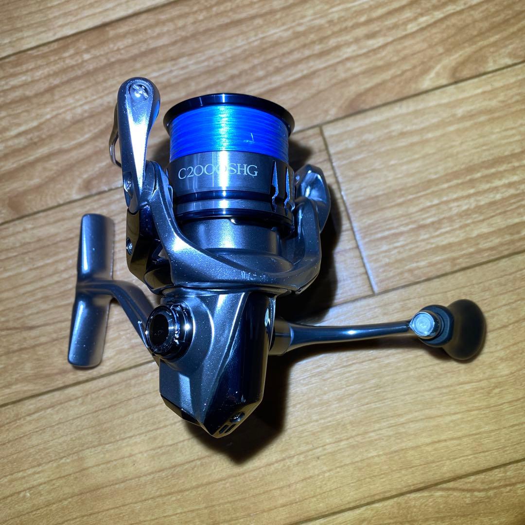 シマノ ストラディックC2000SHG スピニングリール