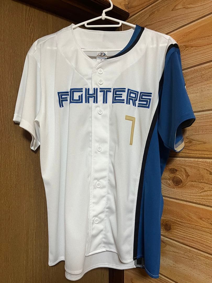 北海道日本ハムファイターズ　松本剛　ホームユニフォーム　背番号7番