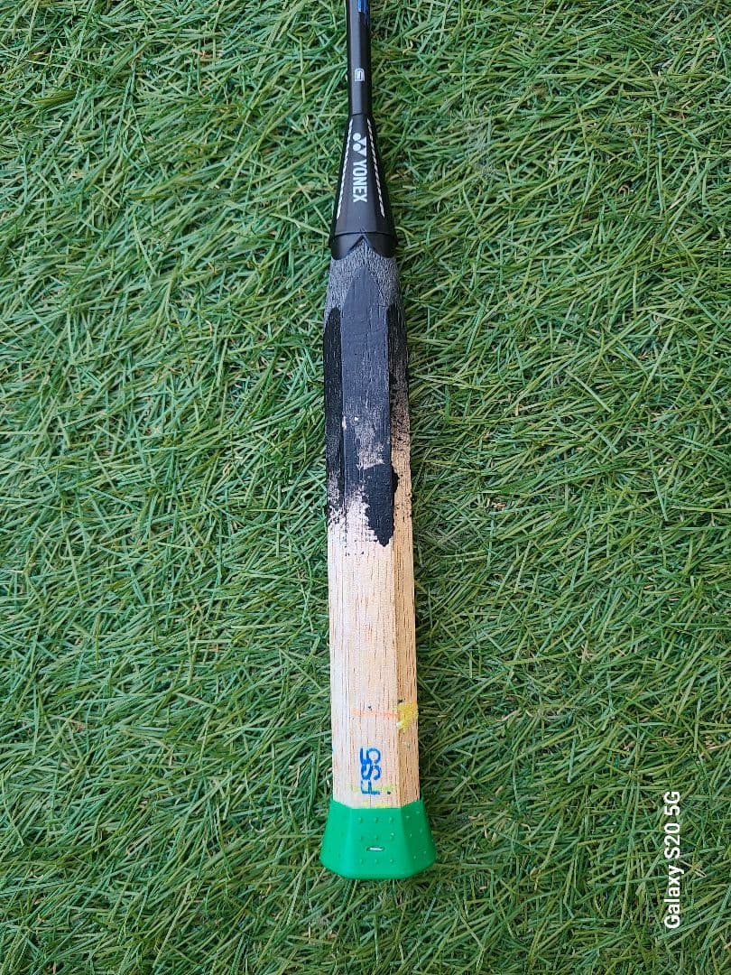 Yonex ナノフレア170ライト バドミントンラケット
