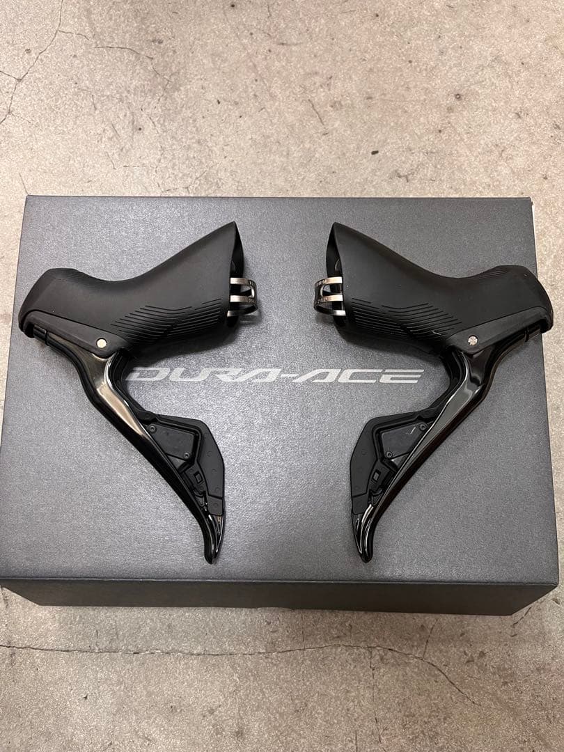 シマノ　デュラエース　Di2 ST-R9250 新品未使用
