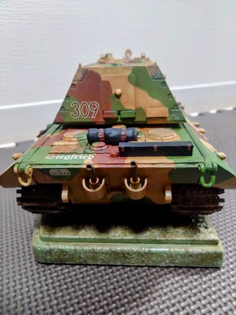 プラモデル 完成品 1/35 ドイツ軍 戦車 E100