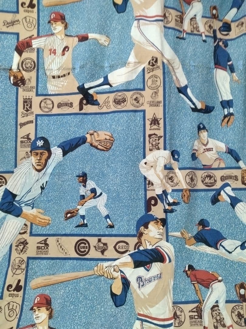 MLBチームロゴ　プリント生地　マルチカバー　ビンテージ　80s
