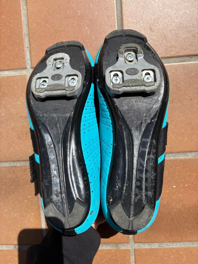 fizik フィジークTempo シューズ 青色 ベルクロストラップ