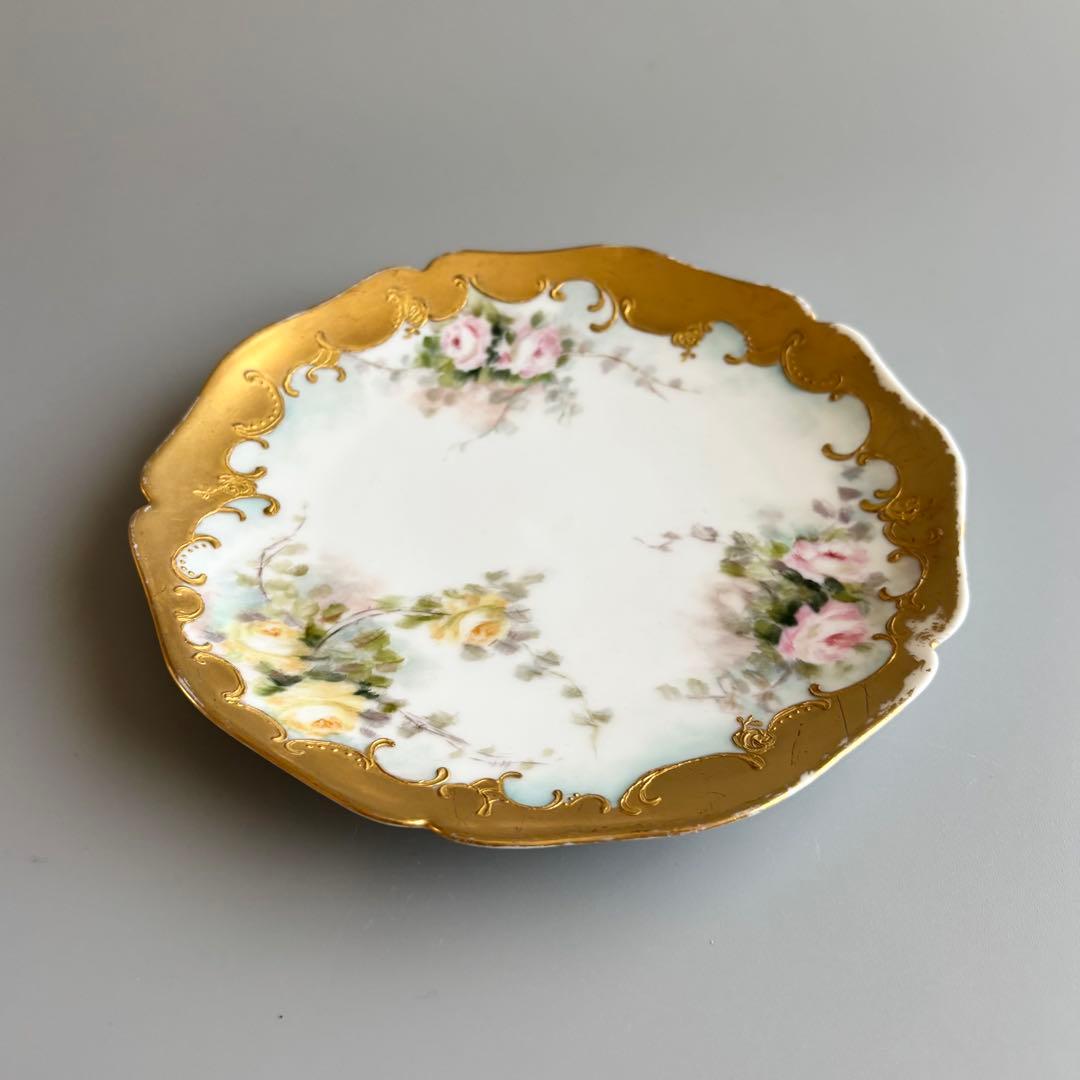 フランス製アンティーク　リモージュ　ゲラン窯　【ハンドペイント】芸術的なプレート