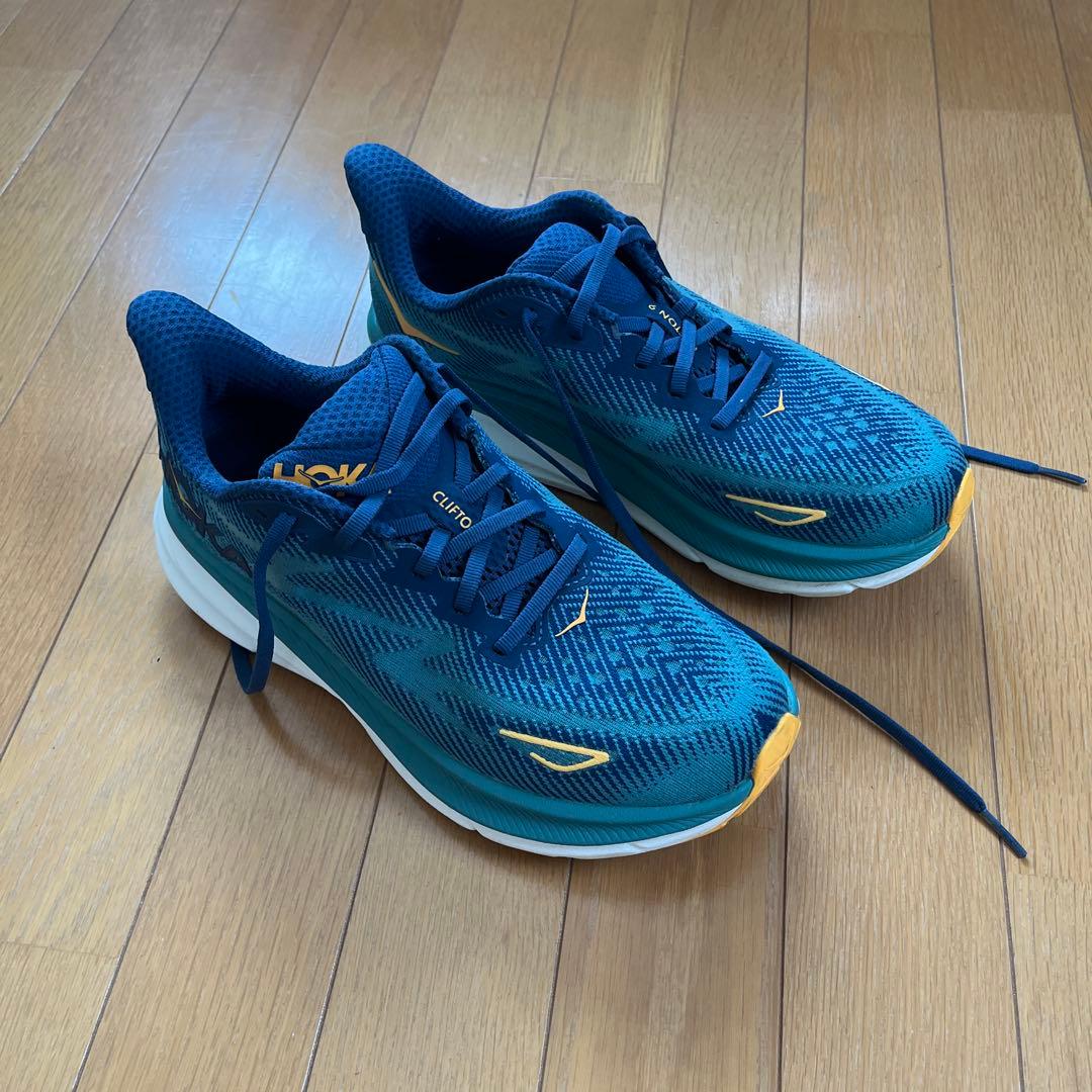 HOKA CLIFTON9 ランニングシューズ　25.5