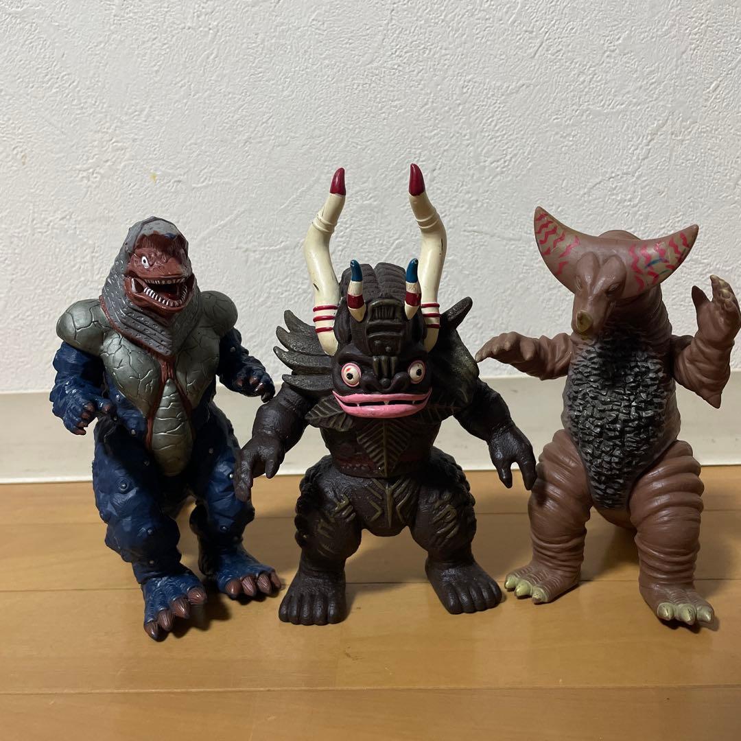 ウルトラマン　怪獣ソフビ　13体セット　まとめ売り