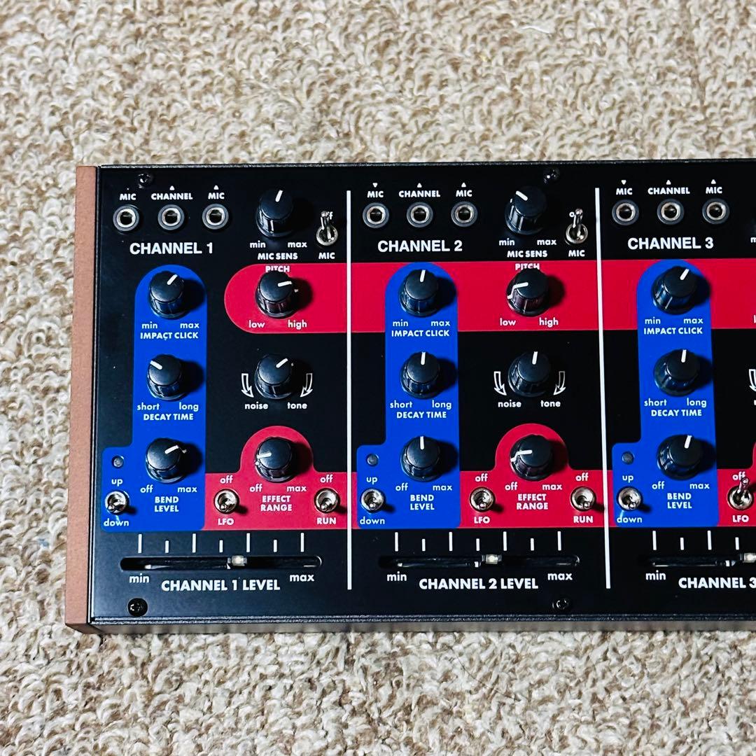 Behringer SDS-3　４チャンネルアナログドラムシンセサイザー