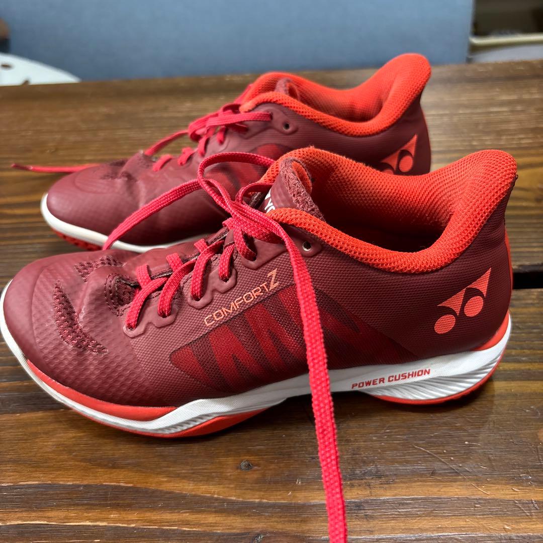 YONEX COMFOR Z レッド バドミントンシューズ