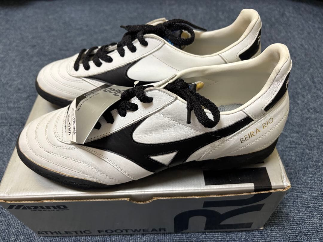 Mizuno BEIRA RIO27.0cm ホワイト/ブラック